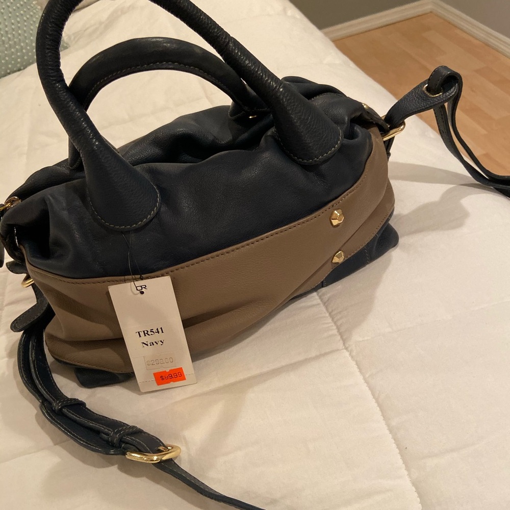 Brand new women’s purse real leather